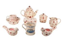 EMMA BRIDGEWATER, ENGLAND - COLLECTION OF MODERN PINK LOVE HEARTS CERAMICS