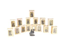 LORD OF THE RINGS - NEW LINE RESIN COLLECTABLE FIGURES