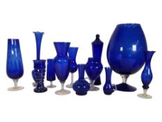 COLLECTION OF VINTAGE 20TH CENTURY STUDIO ART GLASS