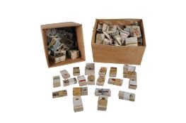 LARGE COLLECTION OF VINTAGE 20TH CENTURY CIGARETTE CARDS