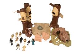 STAR WARS - COLLECTION OF VINTAGE PLAYSET PIECES