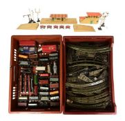 MODEL RAILWAY - COLLECTION OF OO GAUGE TRACK & ROLLING STOCK