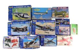 MODEL KITS - COLLECTION OF PLASTIC MODEL KITS