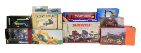 DIECAST - COLLECTION OF ASSORTED BOXED DIECAST MODELS