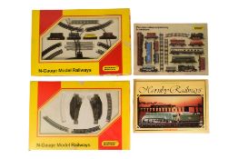 MODEL RAILWAY - HORNBY MINITRIX N GAUGE LOCOMOTIVE TRAIN SET