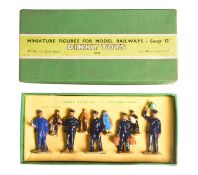 DIECAST - DINKY TOYS O GAUGE MINIATURE RAILWAY FIGURES