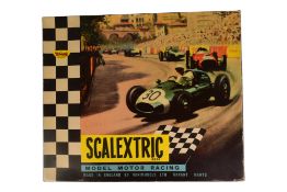 SCALEXTRIC - VINTAGE TRIANG SCALEXTRIC SLOT CAR RACING SET