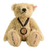 TEDDY BEARS - STEIFF COMMEMORATIVE WORLD WAR TEDDY BEAR