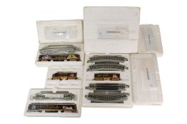 MODEL RAILWAY - BACHMANN OO GAUGE LOCOMOTIVE TRAIN SET