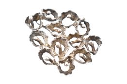 SILVER LARGE ABSTRACT FLOWER CLUSTER PENDANT