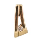 9CT GOLD & DIAMOND SINGLE STONE NECKLACE PENDANT