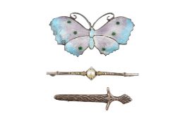 THREE VINTAGE SILVER BROOCH PINS