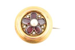 19TH CENTURY GOLD GARNET & PEARL BROOCH PIN