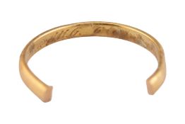 HALLMARKED 22CT GOLD BAND RING