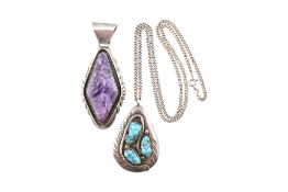 NAVAJO & NATIVE AMERICAN SILVER PENDANTS & A CHAIN