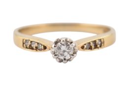 HALLMARKED 9CT GOLD & DIAMOND SOLITAIRE RING