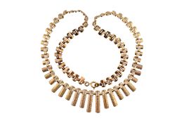 1970S HALLMARKED 9CT GOLD FRINGE NECKLACE