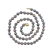 9CT GOLD & CULTURED BLACK PEARL NECKLACE
