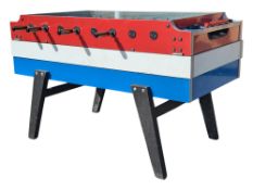 THE GARLANDO - VINTAGE PUB / TABLE FOOTBALL TABLE