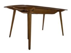 ERCOL - WINDSOR RANGE - GRAND PLANK DINING TABLE