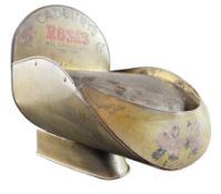 CADBURY'S ROSES CHOCOLATES - 1920S COUNTER TOP SCOOP
