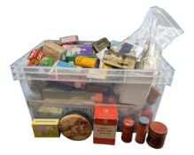 TINS & PACKAGING - MIXED SELECTION OF VINTAGE ADVERTISING