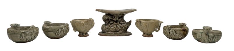 COLLECTION OF WEI JIN DYNASTY YUE WARE STONEWARE 越窑杯壶一组