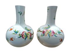 PAIR OF LARGE 2OTH CENTURY REPUBLIC 'NINE PEACHES' TIANQIUPING 20世纪九桃天球瓶一对
