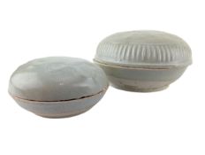 TWO QING DYNASTY CERAMIC BOXES FROM TEK SHING SHIPWRECK