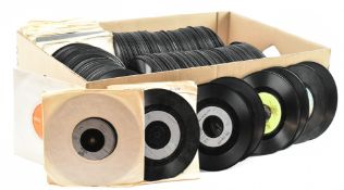 LARGE MIXED COLLECTION OF APPROX 400 VINYL SINGLES