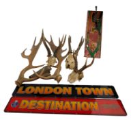 MIXED SELECTION OF DISPLAY ITEMS