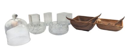 MIXED SELECTION OF MODERN TABLE WARES