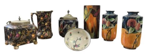 SEVEN ENGLISH LUSTRE WARE POTTERY ITEMS, TO INCLUDE SHELLEY, WILKINSON & MORE
