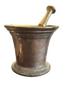 18TH CENTURY BRASS PESTLE & MORTAR