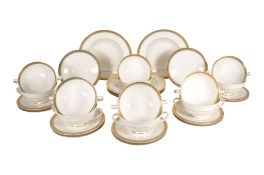 ROYAL DOULTON - CLARENDON - LATE 20TH CENTURY BONE CHINA PART DINNER SERVICE