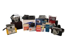 COLLECTION OF VINTAGE & CONTEMPORARY CAMERAS