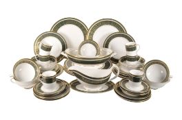 ROYAL DOULTON - VANBOROUGH PATTERN - FINE BONE CHINA DINNER SERVICE