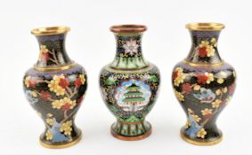 COLLECTION OF THREE 20TH CENTURY CLOISONNE VASES 20世纪掐丝珐琅花瓶一组三个