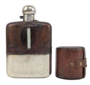 EARLY 20TH CENTURY SILVER & LEATHER HIP FLASK & CROSS LONDON HUNTING BEAKERS