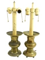 PAIR OF 20TH C CHINESE BRASS VASES CONVERTED TO LAMPBASE 20世纪黄铜花瓶灯座