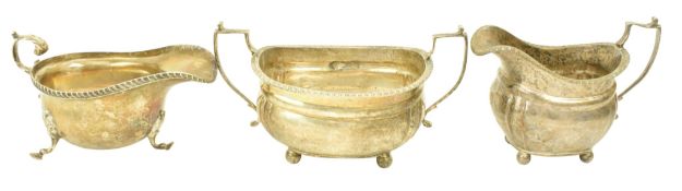 GEORGE V HALLMARKED SILVER SUGAR BOWL & CREAMER SET BY HARRODS