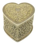 20TH CENTURY SILVER HEART SHAPED LIDDED TRINKET JEWELLERY BOX