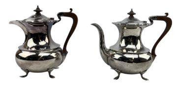 GEORGE V HALLMARKED SILVER COFFEE POT & WATER JUG SET