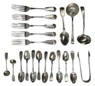 SET OF FIVE WILLIAM IV HALLMARKED SILVER FORKS & GEORGIAN FLATWARE