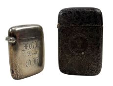 TWO EARLY 19TH CENTURY VICTORIAN HALLMARKED SILVER VESTAS