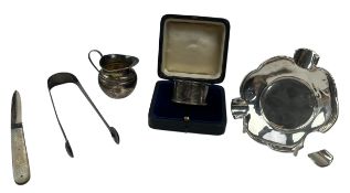 EDWARD VII HALLMARKED SILVER CREAMER, NAPKIN RING, TONGS, ASHTRAY & KNIFE