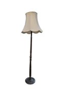 EARLY 20TH CENTURY MAHOGANY STANDARD FLOOR LAMP