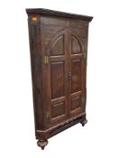 GEORGE III 19TH CENTURY CORNER CABINET / CUPBOARD