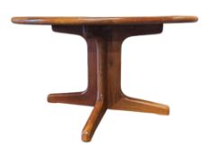 DANISH MODERN DESIGN- MID CENTURY TEAK ROUND COFFEE TABLE