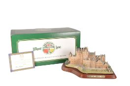 LILLIPUT LANE - BRITAIN'S HERITAGE VINTAGE 20TH CENTURY GLAMIS CASTLE MODEL